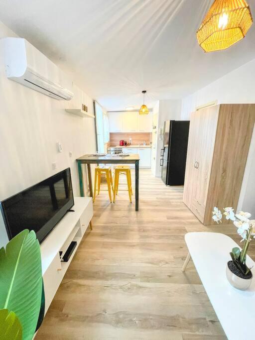 Studio Cosy - 2 Pers - Beziers - Centre - Terrasse - Clim Luaran gambar